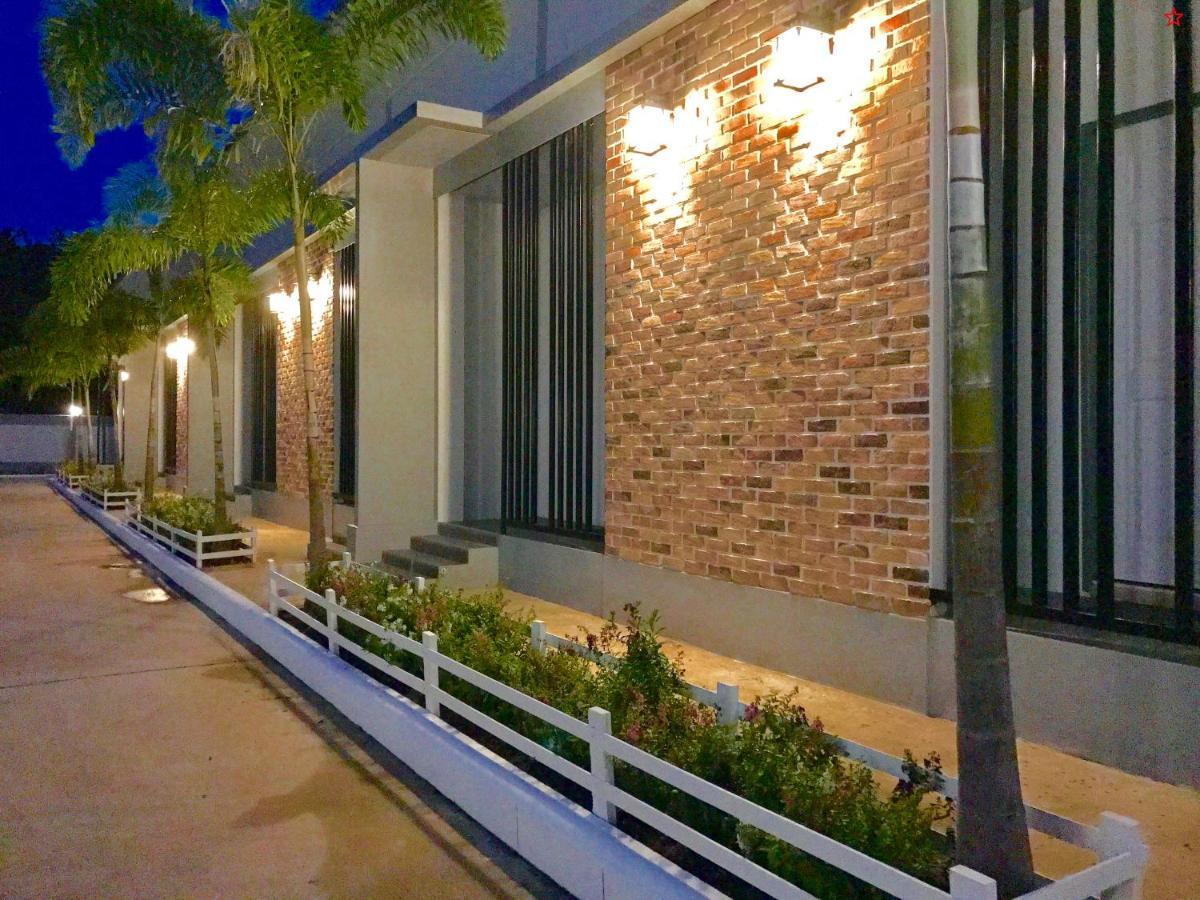 Baan Klangdao Resort Sattahip Luaran gambar